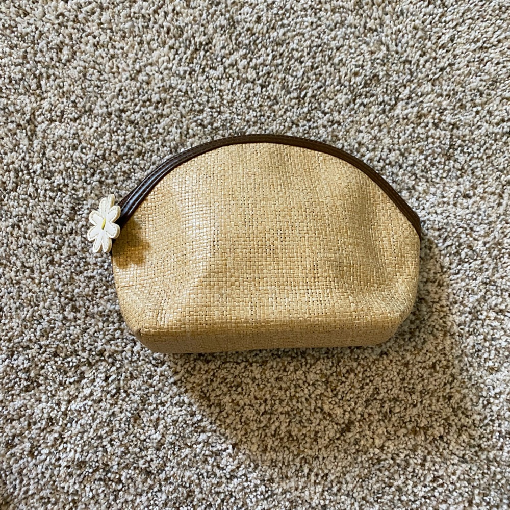 Hello Kitty Pouch - Picture 3 of 4